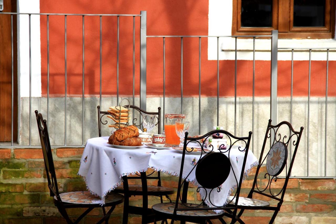 Hotel Cascina Tre Botti Agliano Terme Esterno foto