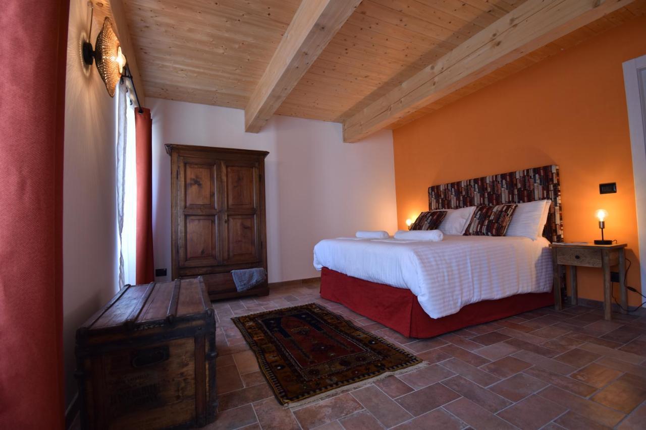 Hotel Cascina Tre Botti Agliano Terme Esterno foto