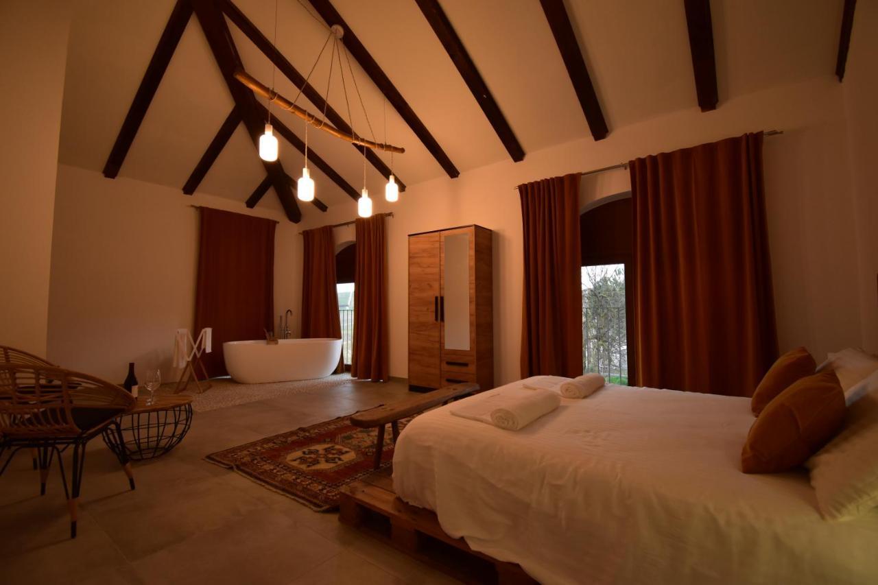Hotel Cascina Tre Botti Agliano Terme Esterno foto