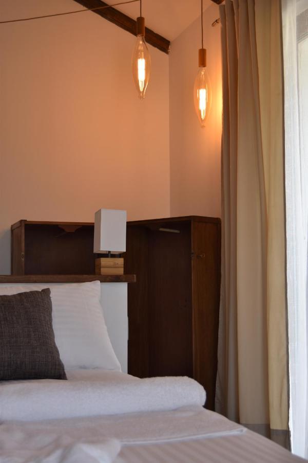 Hotel Cascina Tre Botti Agliano Terme Esterno foto