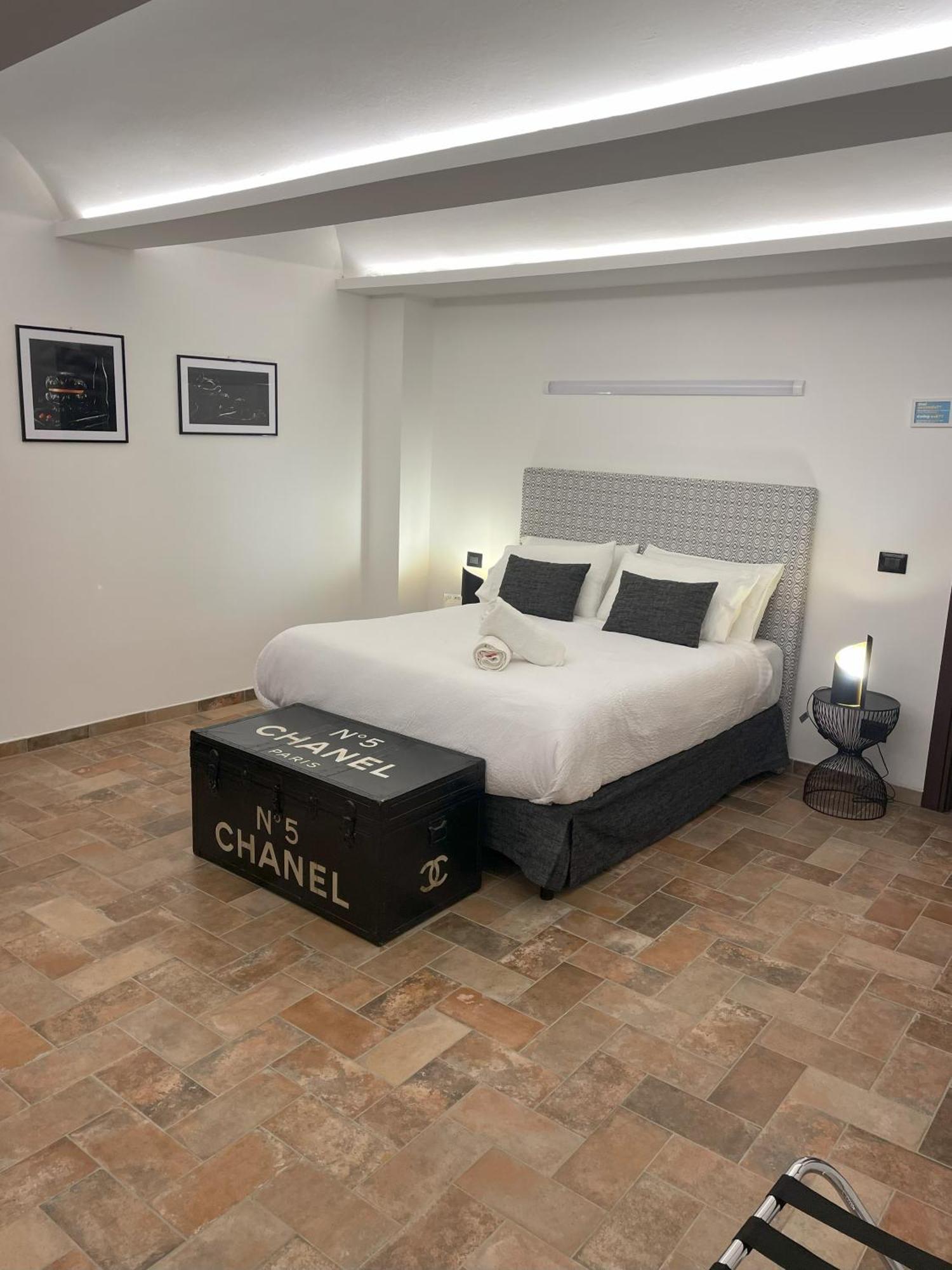 Hotel Cascina Tre Botti Agliano Terme Esterno foto