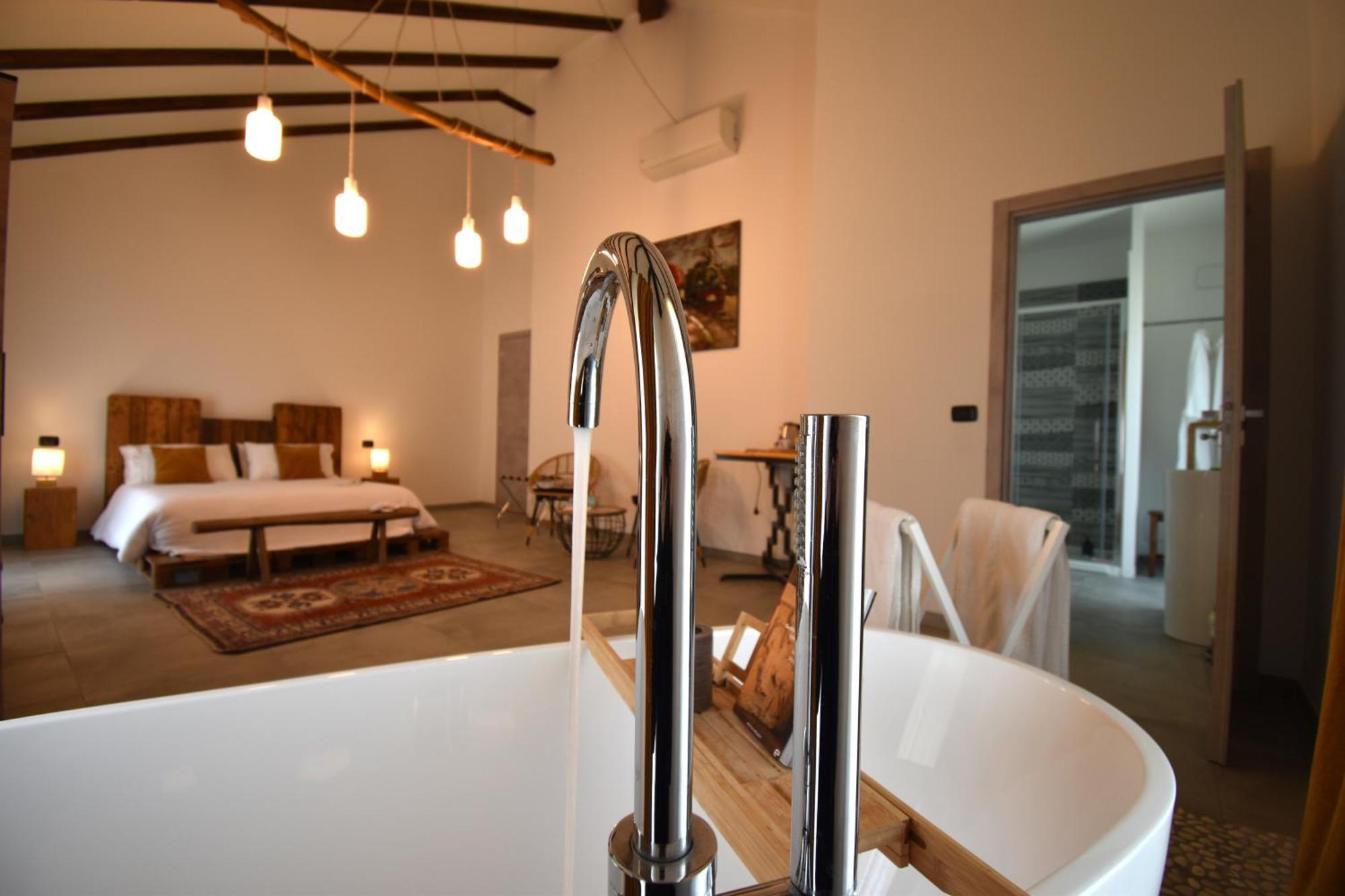 Hotel Cascina Tre Botti Agliano Terme Esterno foto