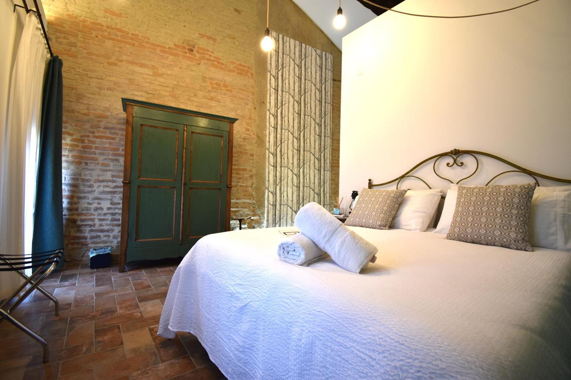 Hotel Cascina Tre Botti Agliano Terme Esterno foto
